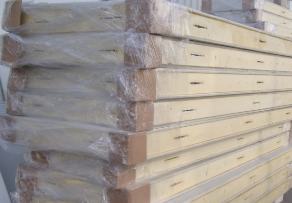 Cold storage insulation board
