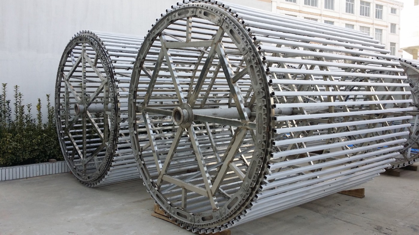 Rotating cage.jpg 